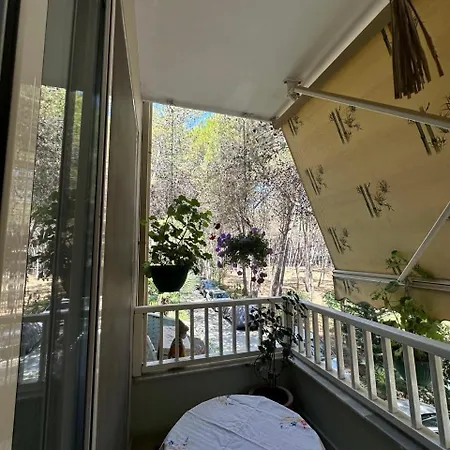 Spacious Flat In Seaside Daire *