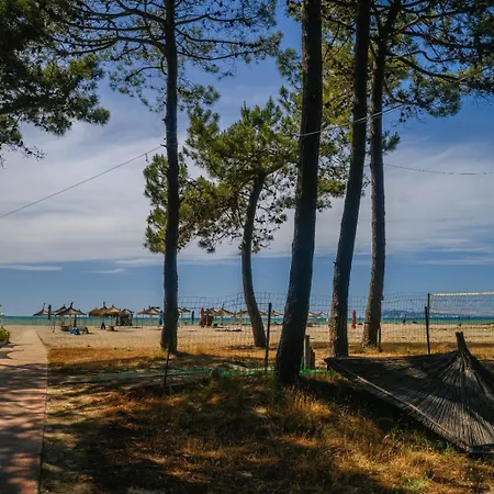 Spacious Flat In Seaside Golem (Tirana)